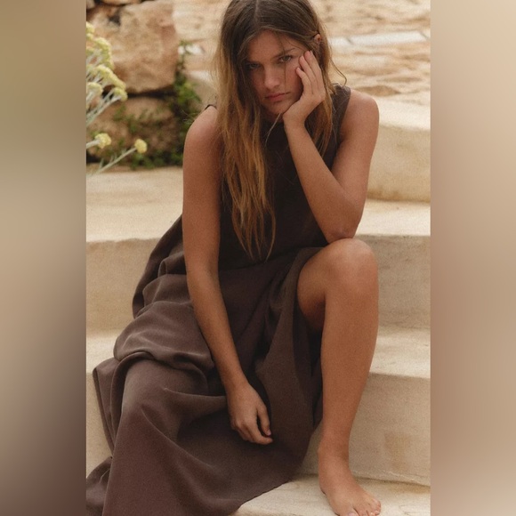 Zara FLOWY MIDI DRESS - Picture 3 of 8